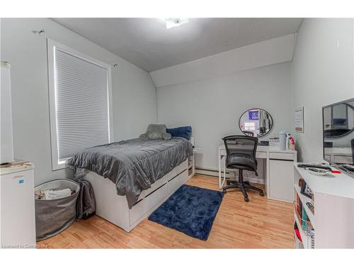 22 Ezra Avenue, Waterloo, ON - Indoor Photo Showing Bedroom