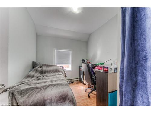 22 Ezra Avenue, Waterloo, ON - Indoor Photo Showing Bedroom