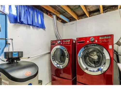 141 Avondale Road, Cambridge, ON - Indoor Photo Showing Laundry Room