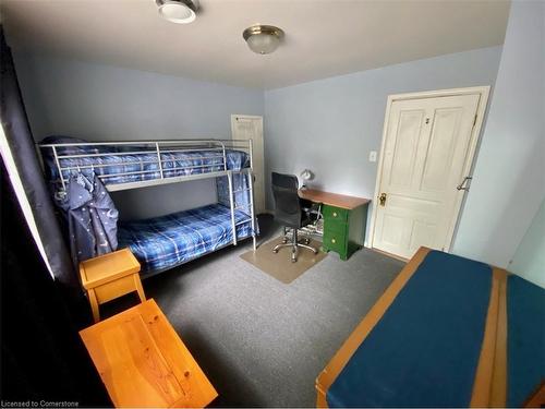 51 Cedar Street N, Kitchener, ON - Indoor Photo Showing Bedroom