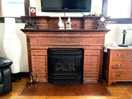 51 Cedar Street N, Kitchener, ON - Indoor Photo Showing Living Room With Fireplace