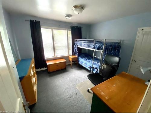 51 Cedar Street N, Kitchener, ON - Indoor Photo Showing Bedroom