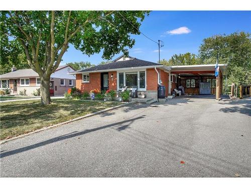 51 Southmoor Drive, Kitchener, ON - Outdoor With Facade