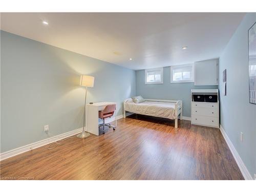 151 Ellis Crescent S, Waterloo, ON - Indoor Photo Showing Bedroom