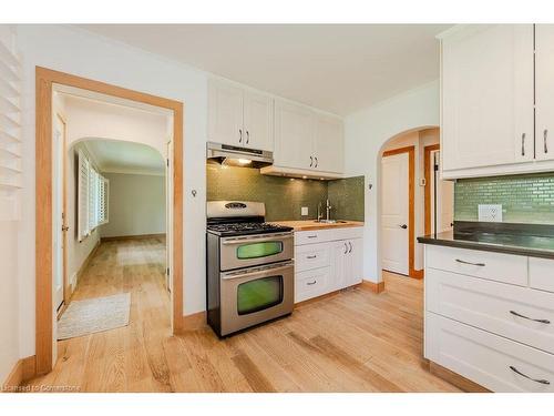 123 Dover Street, Waterloo, ON - Indoor Photo Showing Kitchen