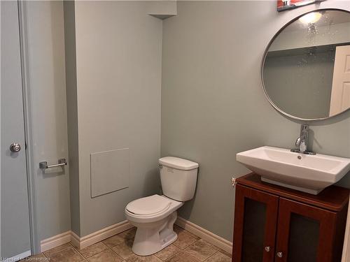 213 Max Becker Drive, Kitchener, ON - Indoor Photo Showing Bathroom