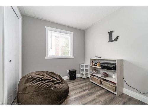 41 Ridgeway Crescent, Kitchener, ON - Indoor Photo Showing Bedroom