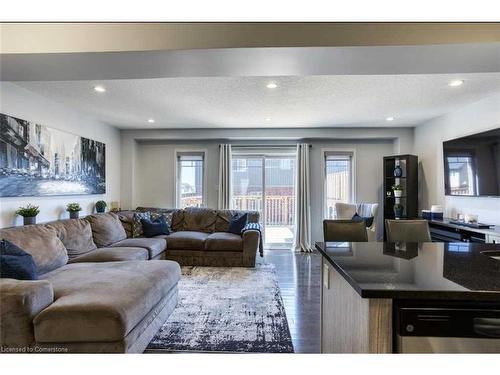 96 Eliza Avenue, Kitchener, ON - Indoor Photo Showing Living Room