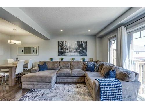 96 Eliza Avenue, Kitchener, ON - Indoor Photo Showing Living Room