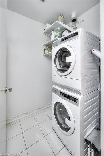 205-85 Duke Street W, Kitchener, ON - Indoor Photo Showing Laundry Room