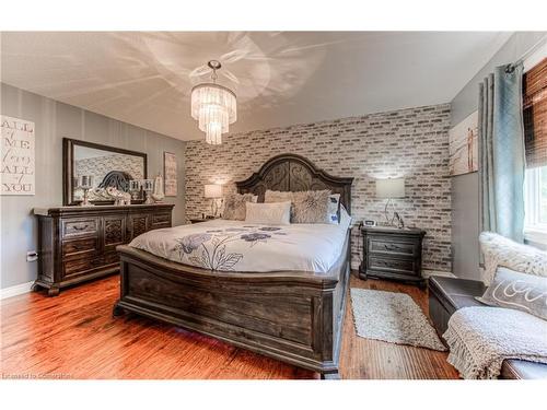 158 Harding Street, Kitchener, ON - Indoor Photo Showing Bedroom