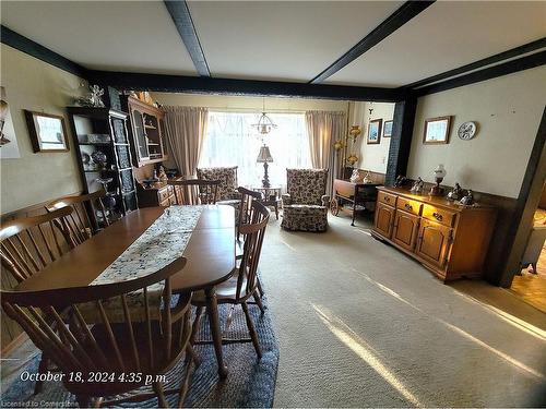 111 Riverbank Drive N, Cambridge, ON - Indoor Photo Showing Dining Room