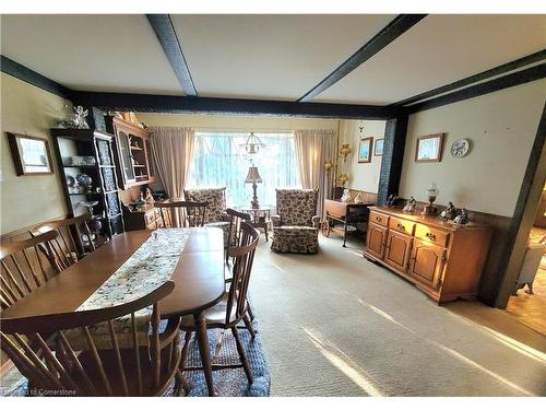 111 Riverbank Drive N, Cambridge, ON - Indoor Photo Showing Dining Room