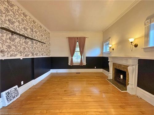 42A-40-42 Blenheim Road, Cambridge, ON - Indoor Photo Showing Other Room With Fireplace