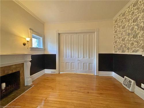 42A-40-42 Blenheim Road, Cambridge, ON - Indoor Photo Showing Other Room With Fireplace