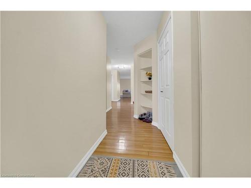 21-3085 Kingsway Drive, Kitchener, ON - Indoor Photo Showing Other Room