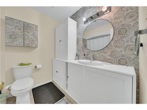 21-3085 Kingsway Drive, Kitchener, ON - Indoor Photo Showing Bathroom