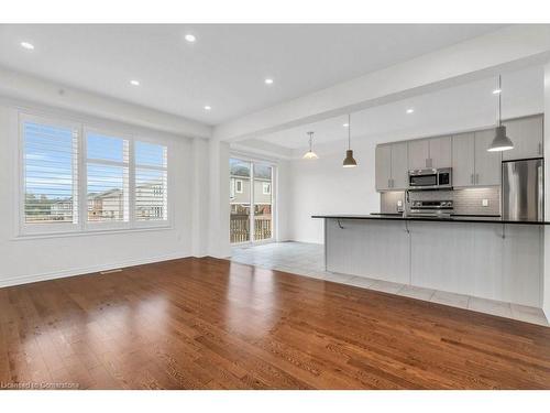 403 Equestrian Way, Cambridge, ON - Indoor Photo Showing Kitchen