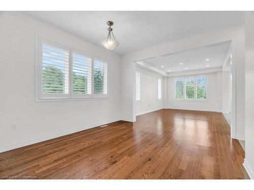 403 Equestrian Way, Cambridge, ON - Indoor Photo Showing Other Room