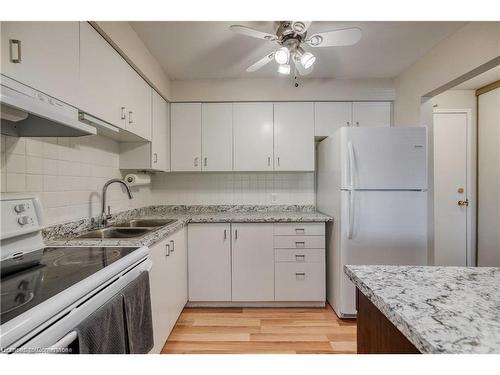 211-30 Hugo Crescent, Kitchener, ON - Indoor Photo Showing Kitchen With Double Sink