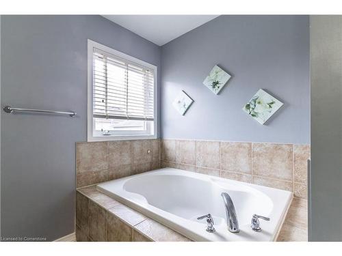 155 Dolman Street, Breslau, ON - Indoor Photo Showing Bathroom