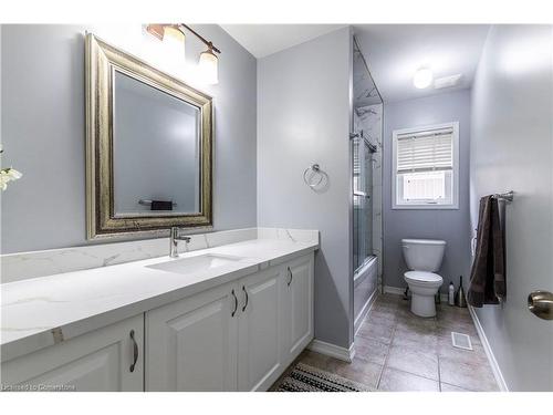 155 Dolman Street, Breslau, ON - Indoor Photo Showing Bathroom