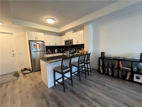 308-1101 Lackner Place, Kitchener, ON - Indoor Photo Showing Kitchen