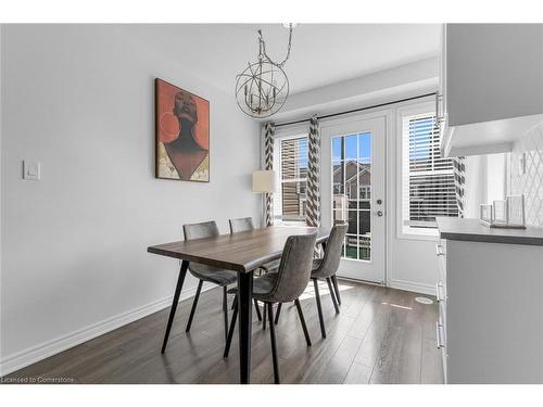 68-143 Ridge Road, Cambridge, ON - Indoor Photo Showing Dining Room