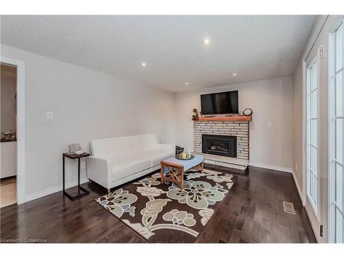 60 Glenburnie Drive, Guelph, ON - Indoor Photo Showing Living Room With Fireplace