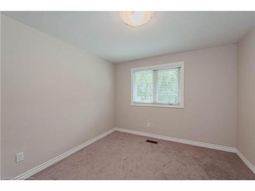 60 Glenburnie Drive, Guelph, ON - Indoor Photo Showing Other Room