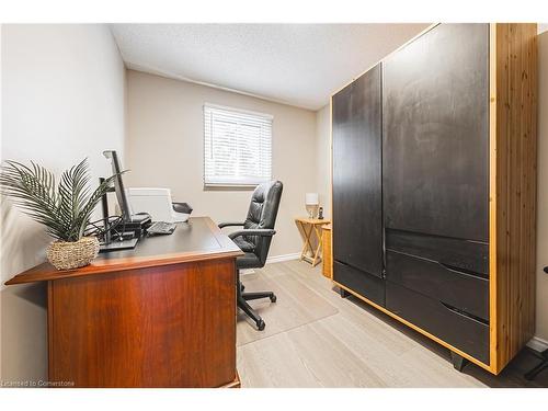 27 Westchester Drive, Kitchener, ON - Indoor Photo Showing Office