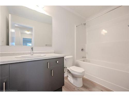 C138-590 Benninger Drive, Kitchener, ON - Indoor Photo Showing Bathroom