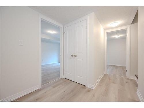 C137-588 Benninger Drive, Kitchener, ON - Indoor Photo Showing Other Room