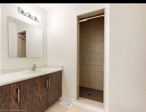 59 Dewberry Drive, Kitchener, ON - Indoor Photo Showing Bathroom