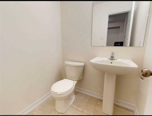 59 Dewberry Drive, Kitchener, ON - Indoor Photo Showing Bathroom