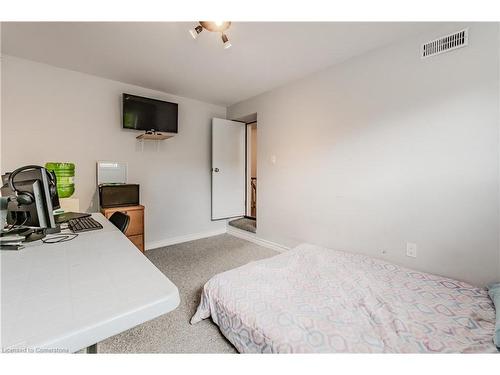 321 John Street, Mount Forest, ON - Indoor Photo Showing Bedroom