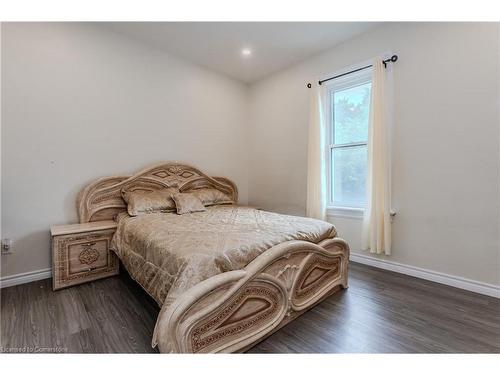 321 John Street, Mount Forest, ON - Indoor Photo Showing Bedroom