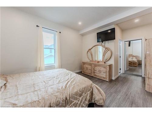 321 John Street, Mount Forest, ON - Indoor Photo Showing Bedroom