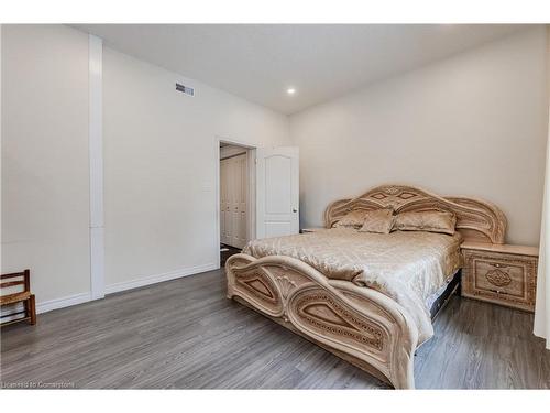 321 John Street, Mount Forest, ON - Indoor Photo Showing Bedroom