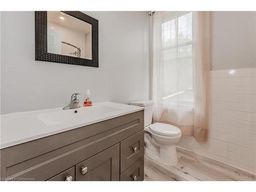 321 John Street, Mount Forest, ON - Indoor Photo Showing Bathroom