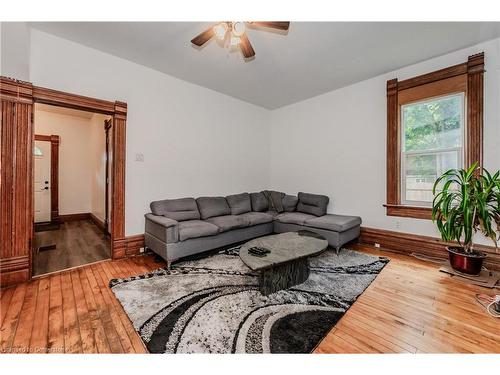 321 John Street, Mount Forest, ON - Indoor Photo Showing Living Room