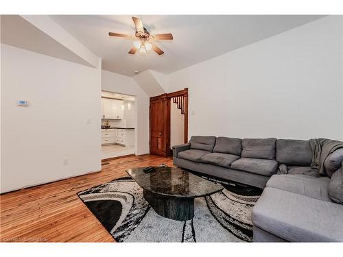 321 John Street, Mount Forest, ON - Indoor Photo Showing Living Room