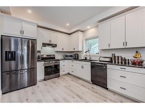 321 John Street, Mount Forest, ON - Indoor Photo Showing Kitchen