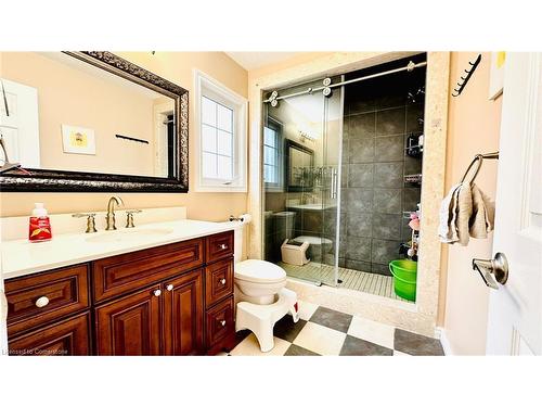 Upper-240 Purple Sage Crescent, Kitchener, ON - Indoor Photo Showing Bathroom