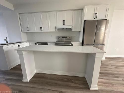 36-155 Equestrian Way, Cambridge, ON - Indoor Photo Showing Kitchen