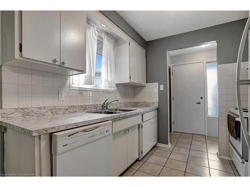 104 Strathcona Crescent, Kitchener, ON - Indoor Photo Showing Kitchen With Double Sink