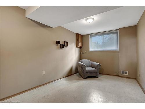 104 Strathcona Crescent, Kitchener, ON - Indoor Photo Showing Other Room