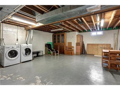 104 Strathcona Crescent, Kitchener, ON - Indoor Photo Showing Laundry Room