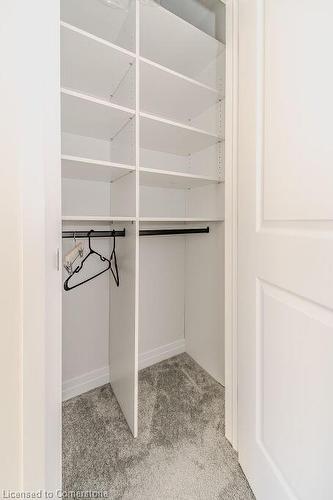 22 Sandstone Street, Cambridge, ON - Indoor With Storage