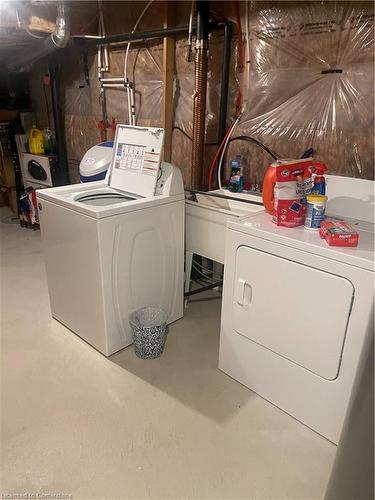 140 Watermill Street, Kitchener, ON - Indoor Photo Showing Laundry Room